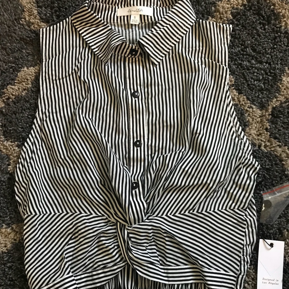 Striped short sleeve top
